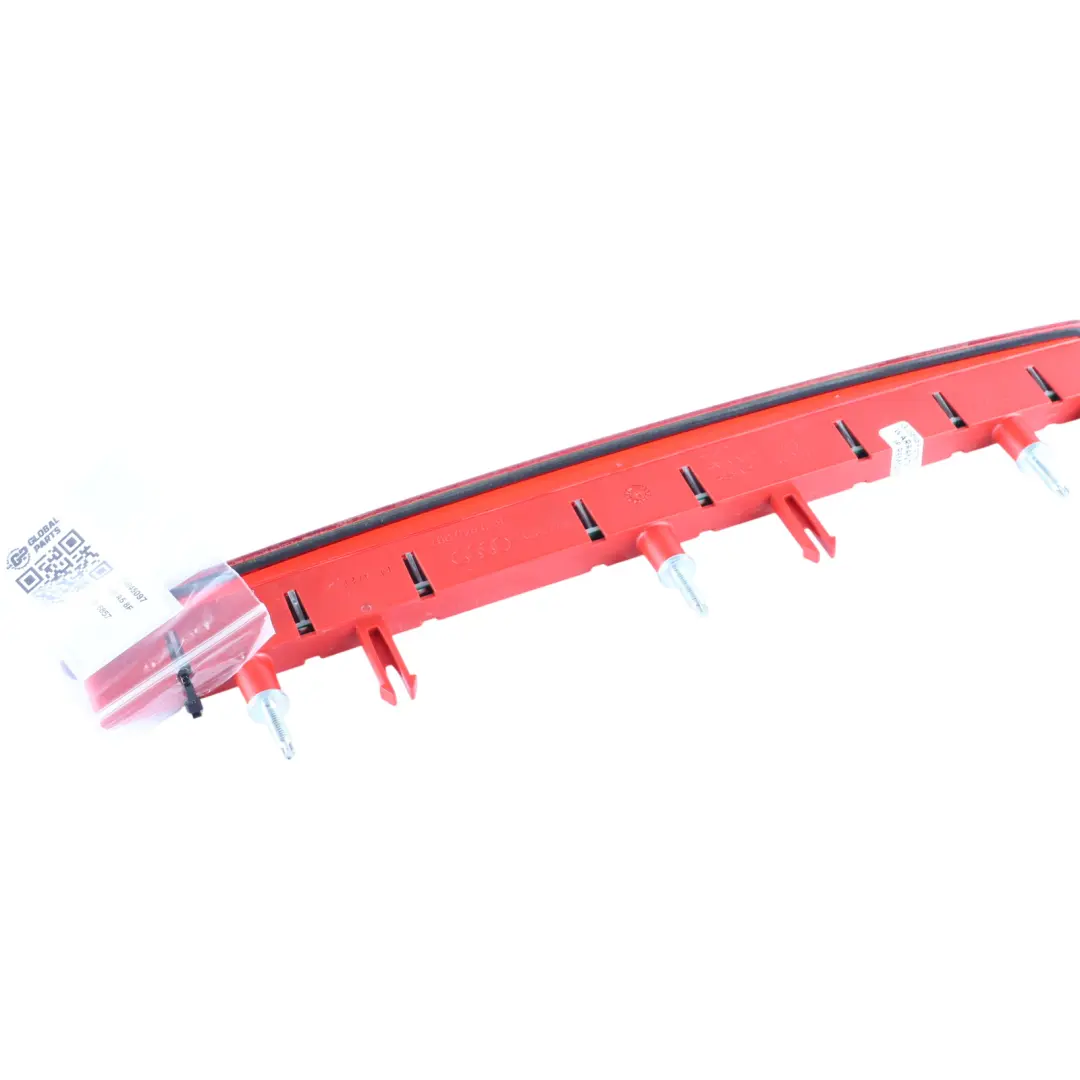 8F Cabrio Hintere Heckklappe Mitte Dritte Bremsleuchte für Audi A5 mit Teilenummer 8F0945097 Audi A5 8F Cabrio Hintere Heckklappe Mitte Dritte Bremsleuchte - SKU 8F0945097 - Teilenummer 8F0945097