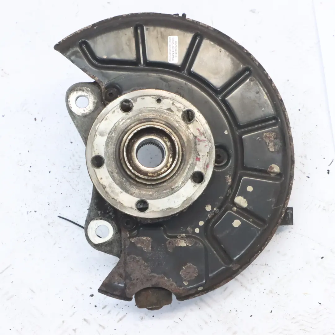 Audi TT 8J Support de roue avant gauche Support de moyeu Plaque disque de frein - SKU 8J0407253D-1 - Numéro de pièce 8J0407253D