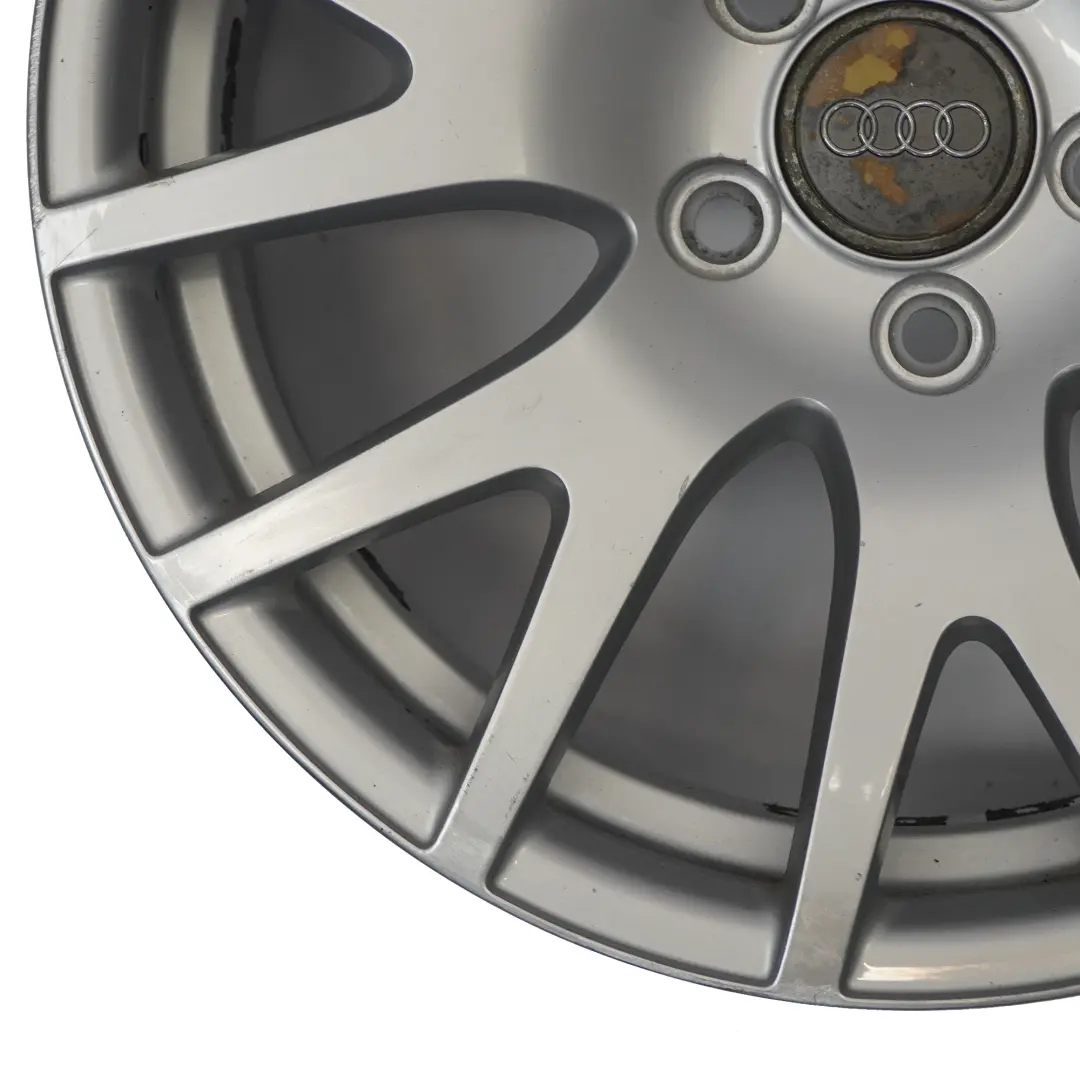 Jante en alliage argenté 17" ET:50 8,5J Audi TT - SKU 8J0601025A-1 - Numéro de pièce 8J0601025A