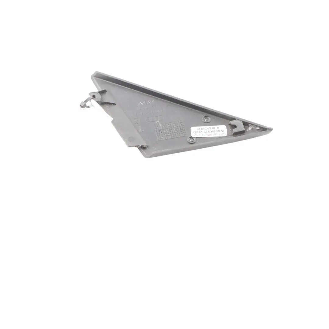 Moldura interior de puerta delantera triangular derecha para Audi TT 8J con número de pieza 8J0837638A Audi TT 8J Moldura interior de puerta delantera triangular derecha - SKU 8J0837638A - Número de pieza 8J0837638A