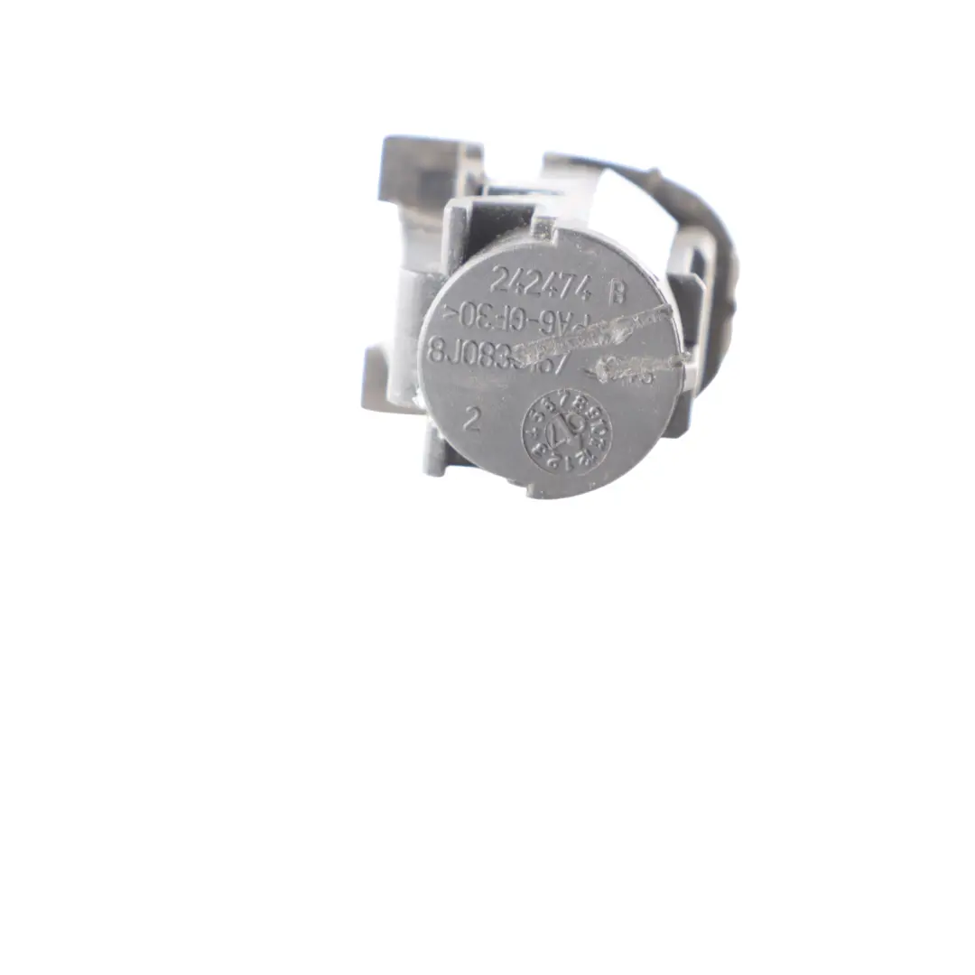 Audi TT 8J Poignée Porte Avant Support Embout Gauche - SKU 8J0839167 - Numéro de pièce 8J0839167