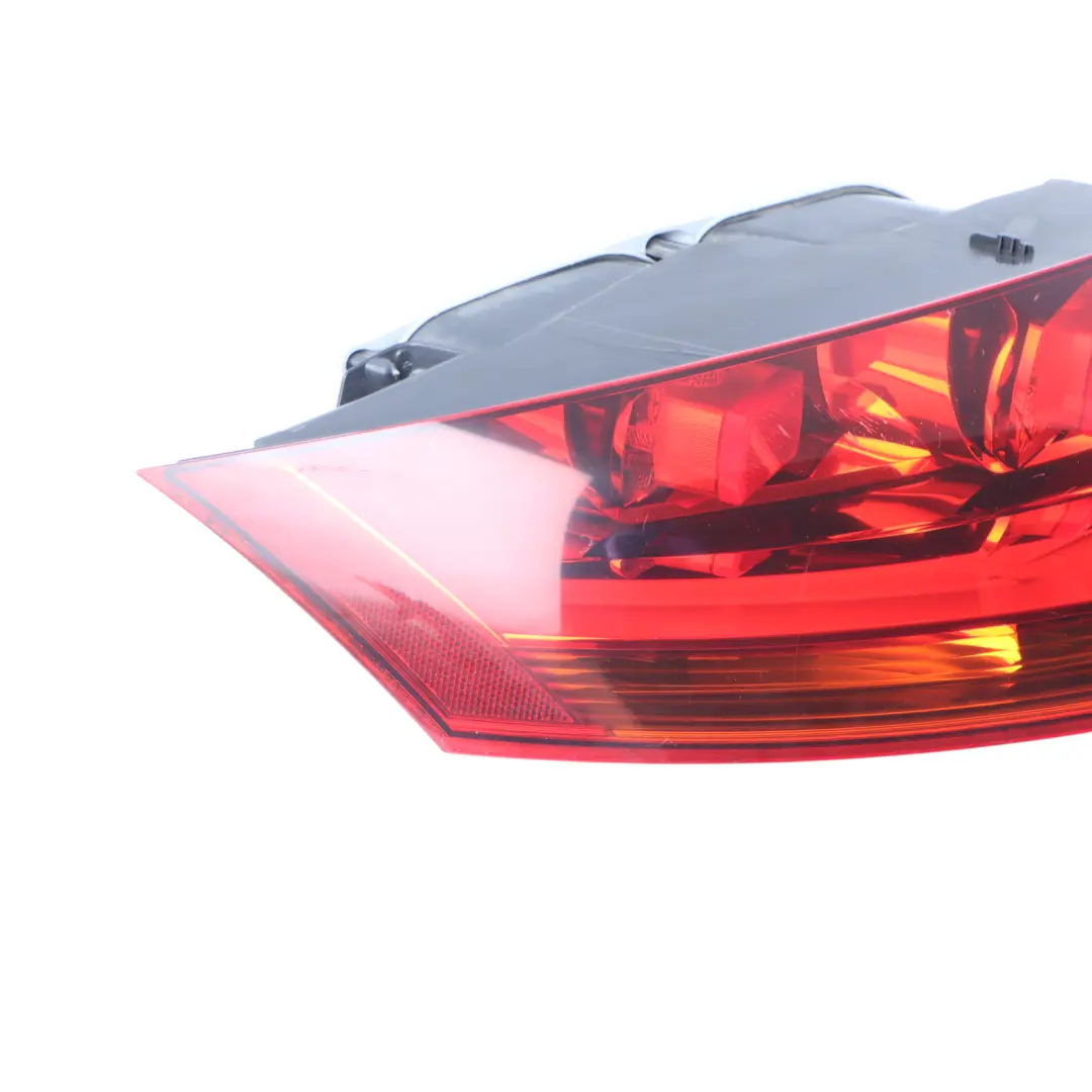 Audi TT 8J Lampa Światło Lewy Tył - SKU 8J0945095G - Numer Części 8J0945095G