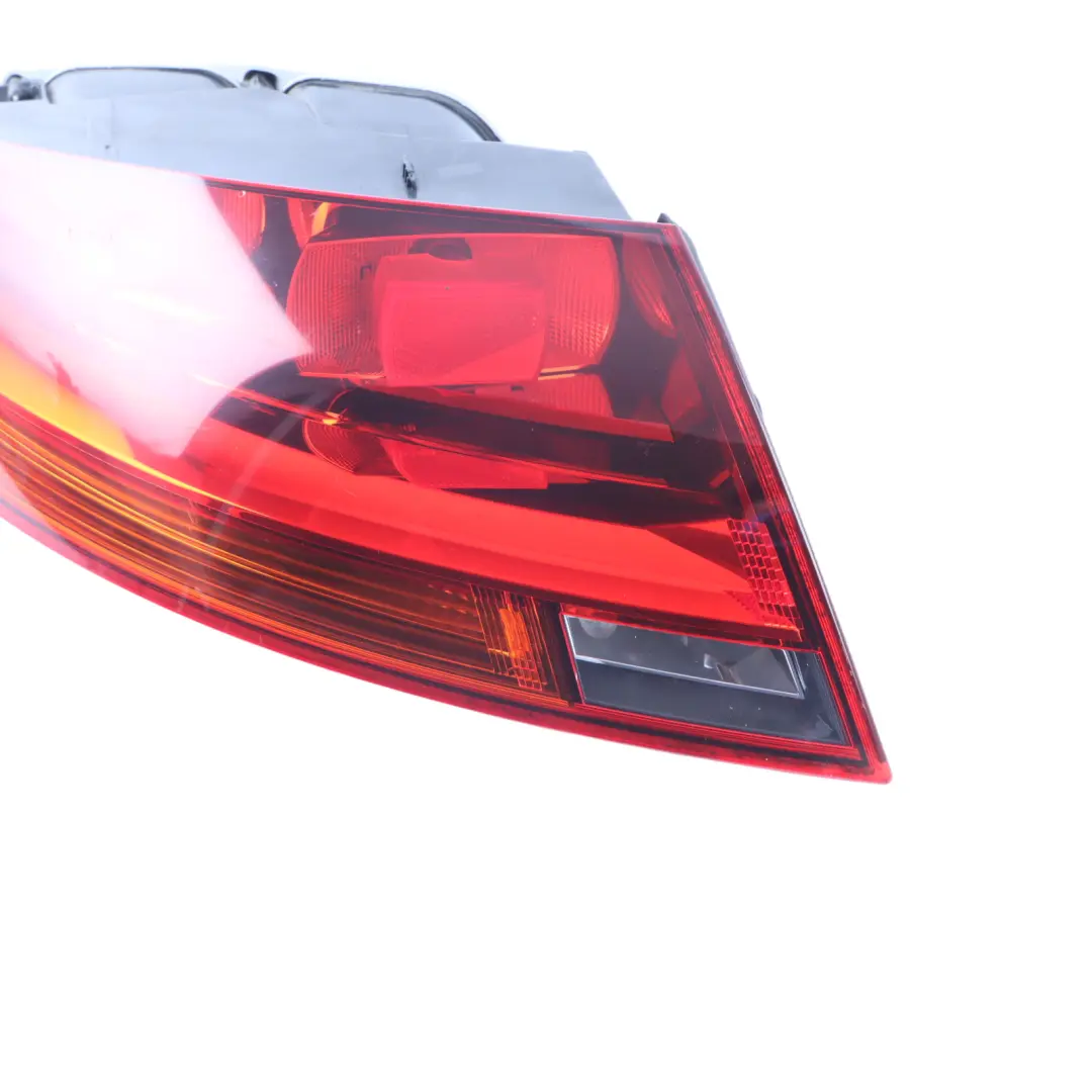 Audi TT 8J Lampa Światło Lewy Tył - SKU 8J0945095G - Numer Części 8J0945095G