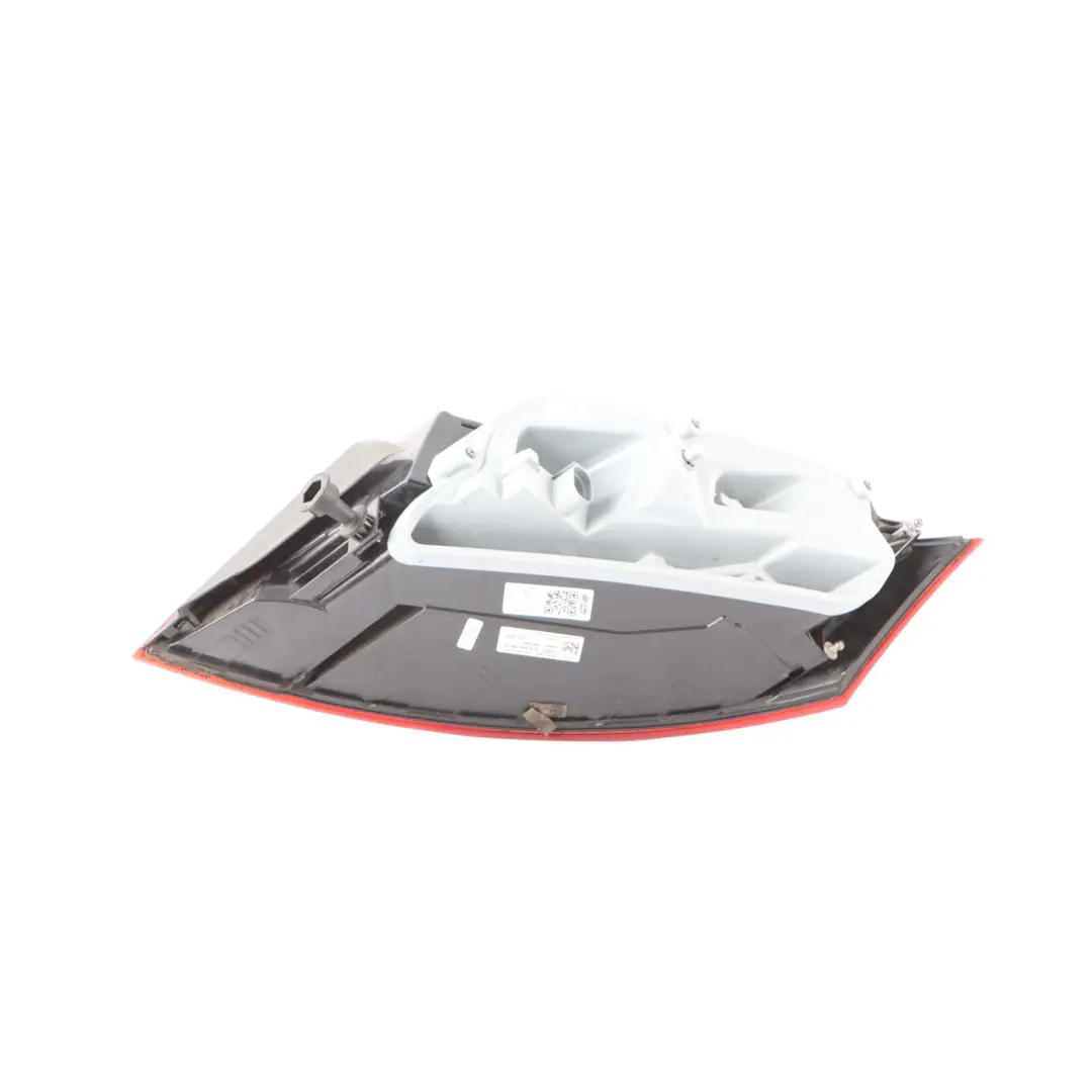 Audi TT 8J Feu De Coffre Arrière Gauche - SKU 8J0945095G - Numéro de pièce 8J0945095G