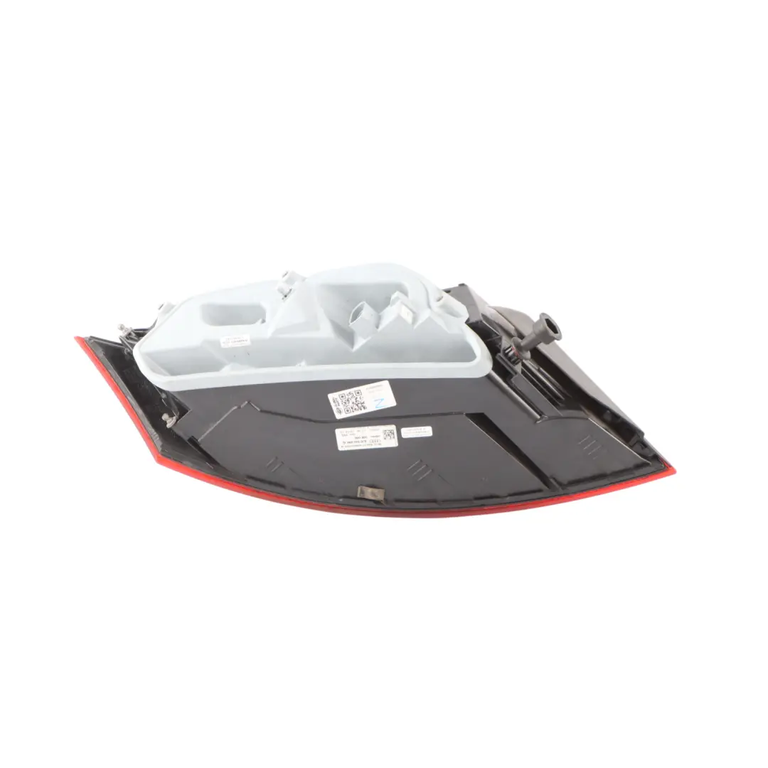 Audi TT 8J Lampe Éclairage Couvercle Coffre Hayon Arrière Droit - SKU 8J0945096G - Numéro de pièce 8J0945096G