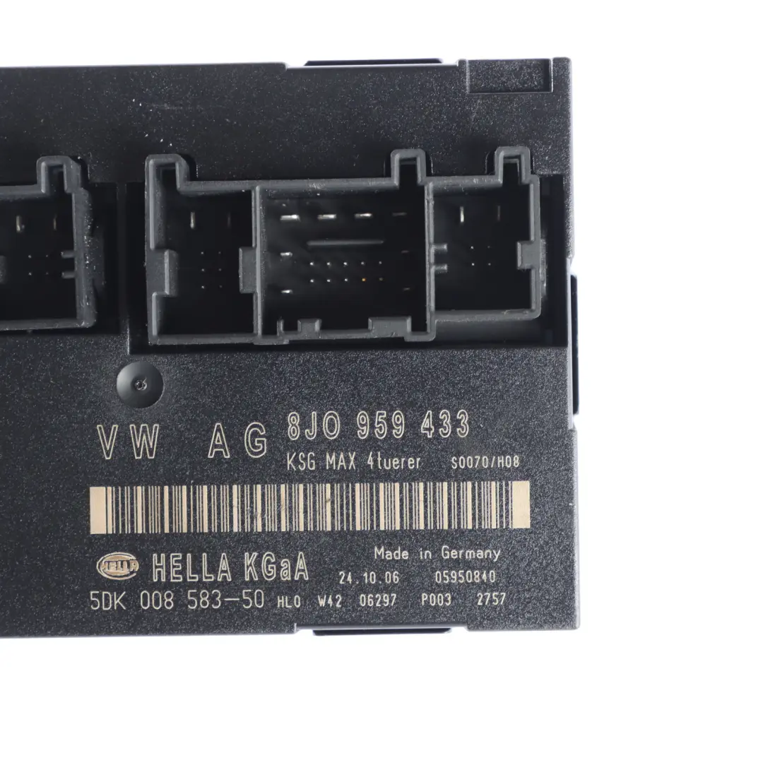 Moduł Jednostki Komfortu Nadwozia BCM do Audi TT 8J o numerze 8J0959433 Audi TT 8J Moduł Jednostki Komfortu Nadwozia BCM - SKU 8J0959433 - Numer Części 8J0959433