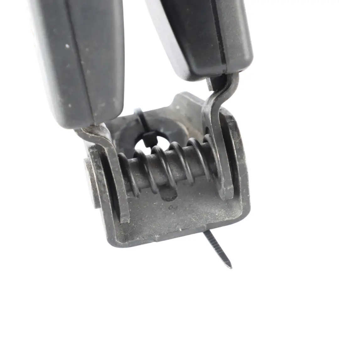 Audi TT 8J A5 8F Cabrio Hintere Doppelgurtschnalle - SKU 8J8857739J - Teilenummer 8J8857739J
