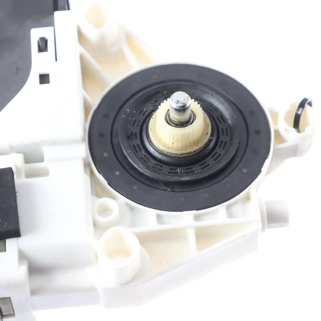 Audi TT Mk2 8J Coupe Door Window Lifter Motor Front Passenger Side 8J8959802J - SKU 8J8959802H - Part number 8J8959802H