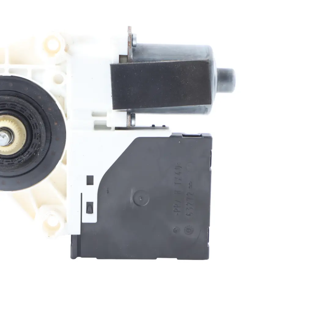 Mk2 8J Coupe Tür Fensterheber Motor Vorne Beifahrerseite 8J8959802J für Audi TT mit Teilenummer 8J8959802H Audi TT Mk2 8J Coupe Tür Fensterheber Motor Vorne Beifahrerseite 8J8959802J - SKU 8J8959802H - Teilenummer 8J8959802H