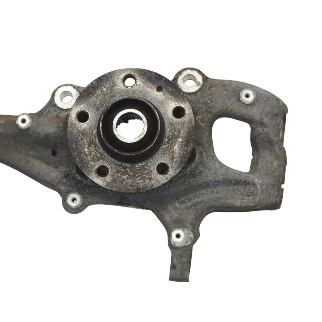 Audi A4 B7 Zwrotnica Piasta Zawieszenie Koła Lewy Przód - SKU 8K0407253T - Numer Części 8K0407253T