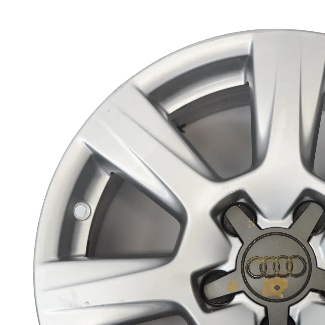 8K Srebrna Felga Aluminiowa 16" ET:45 7,5J 7-Ramienna do Audi A4 B8 o numerze 8K0601025A Audi A4 B8 8K Srebrna Felga Aluminiowa 16" ET:45 7,5J 7-Ramienna - SKU 8K0601025A-1 - Numer Części 8K0601025A