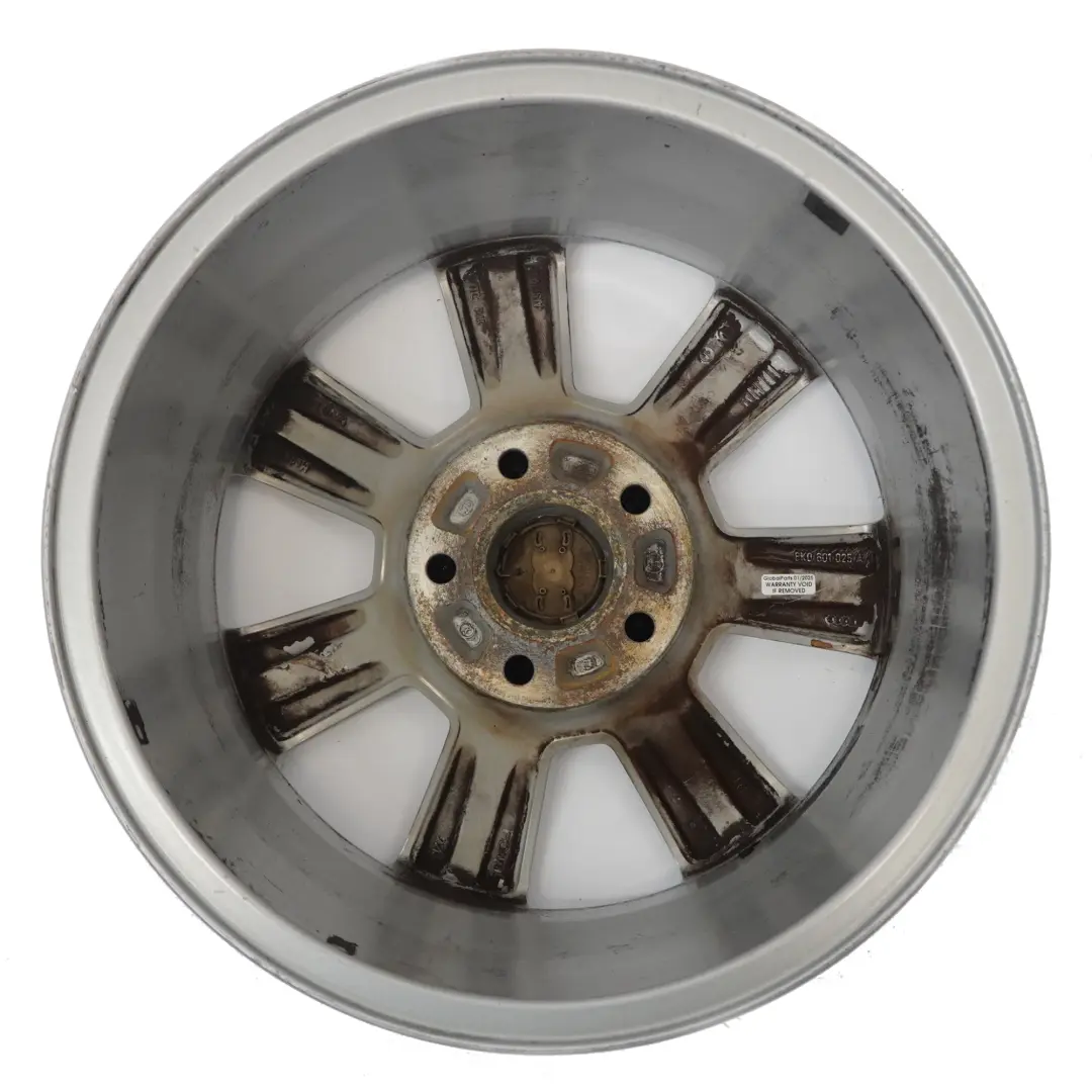 8K Llanta De Aleación Plateada 16" ET:45 7,5J 7 Radios para Audi A4 B8 con número de pieza 8K0601025A Audi A4 B8 8K Llanta De Aleación Plateada 16" ET:45 7,5J 7 Radios - SKU 8K0601025A-2 - Número de pieza 8K0601025A