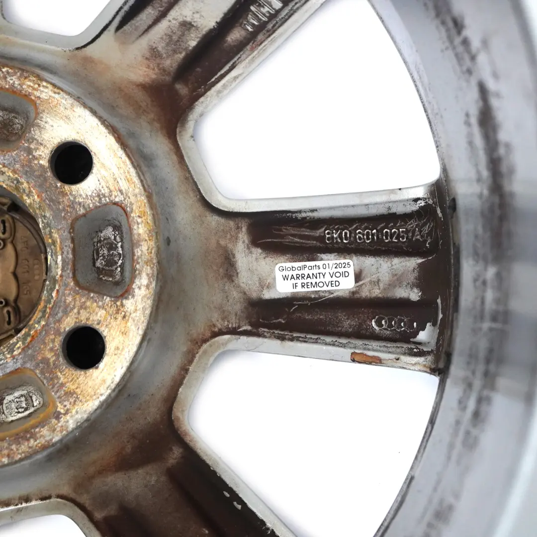 8K Felga Aluminiowa Srebrna 16" ET:45 7,5J 7-Ramienna Audi A4 B8 - SKU 8K0601025A-2 - Numer Części 8K0601025A
