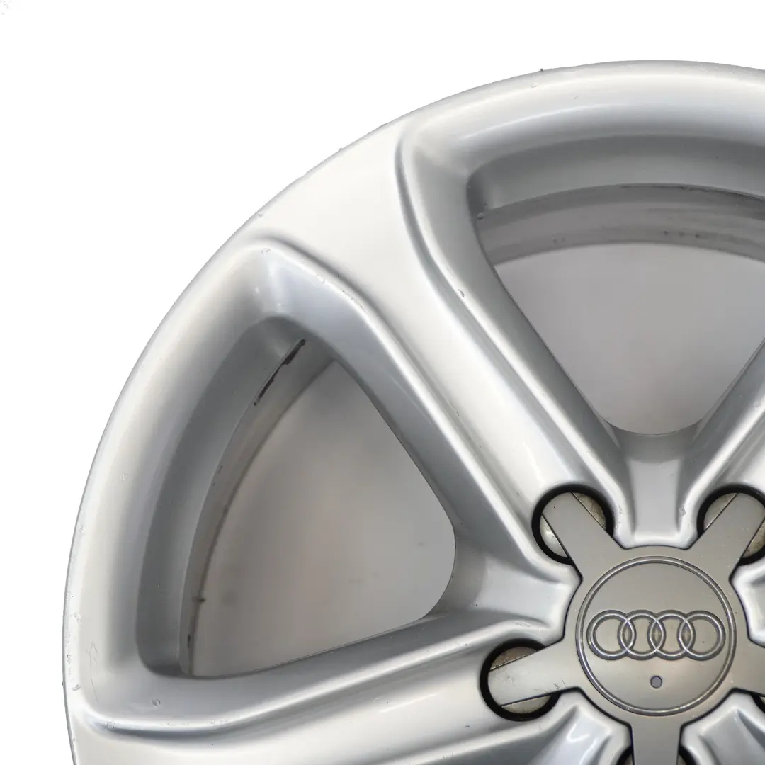 Audi A4 B8 8K Srebrna Felga Aluminiowa 17" ET:45 7,5J - SKU 8K0601025CE-2 - Numer Części 8K0601025CE