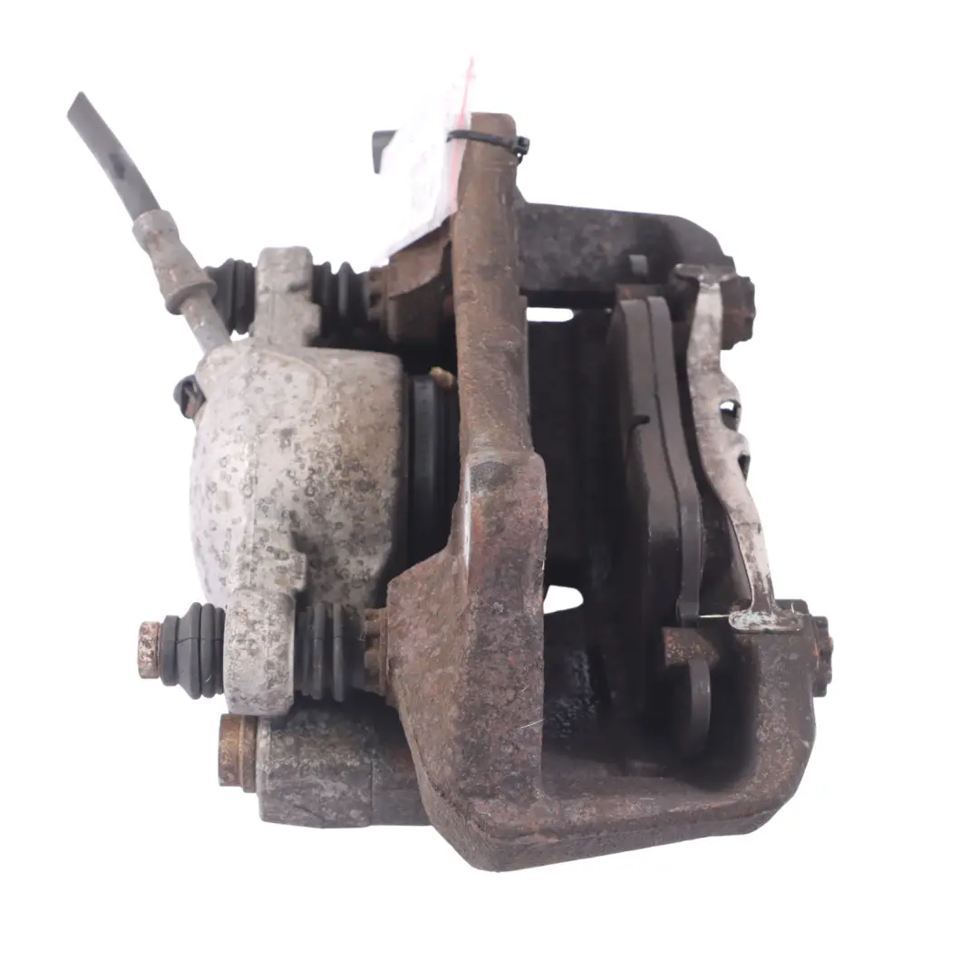 Boîtier d'étrier de frein avant gauche 320x30mm pour Audi A5 8T à propos du numéro de pièce 8K0615123B Audi A5 8T Boîtier d'étrier de frein avant gauche 320x30mm - SKU 8K0615123B-1 - Numéro de pièce 8K0615123B