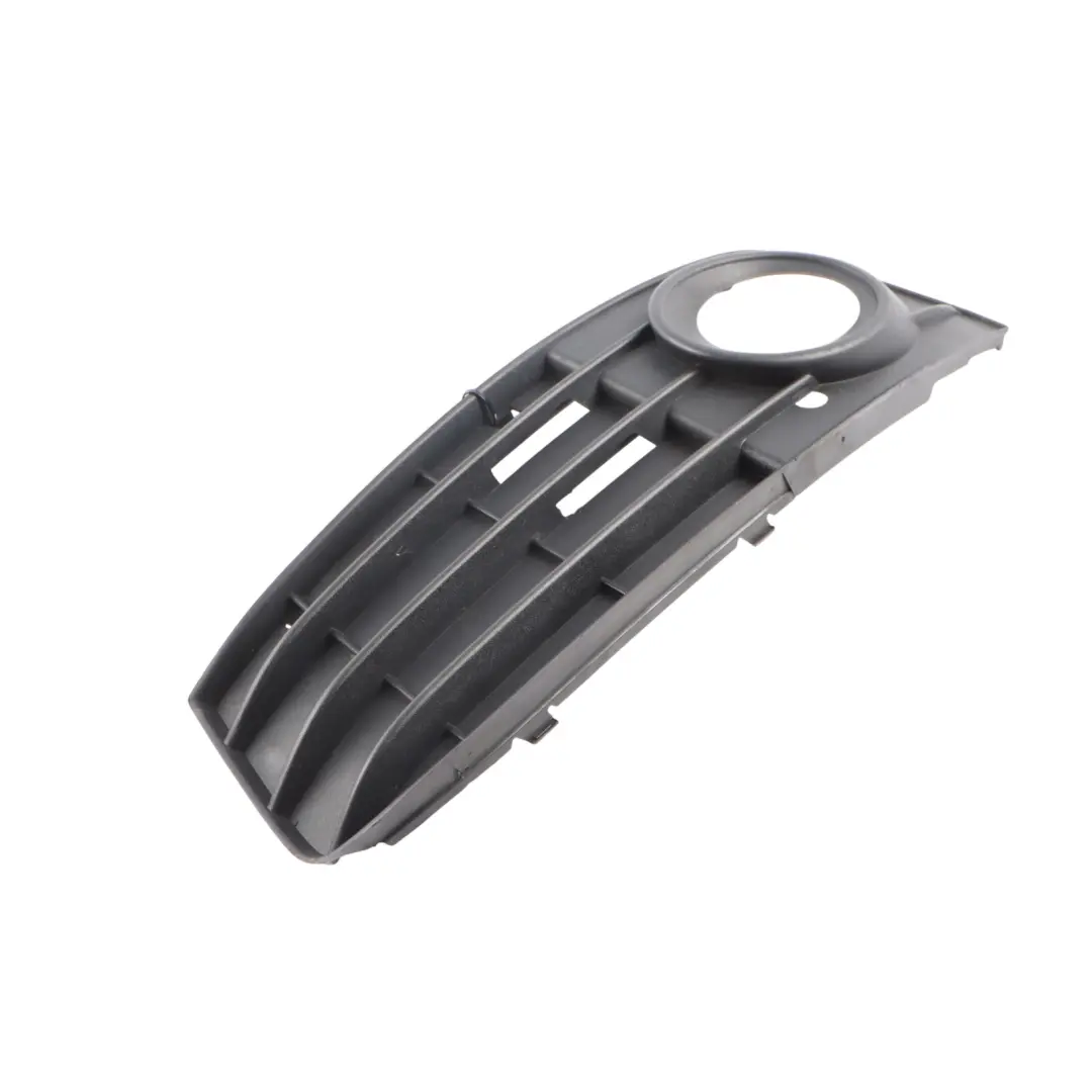 Front Bumper Fog Light Lamp Grille Trim Panel Right O/S to Audi A4 B8 with Part number 8K0807682A Audi A4 B8 Front Bumper Fog Light Lamp Grille Trim Panel Right O/S - SKU 8K0807682A - Part number 8K0807682A