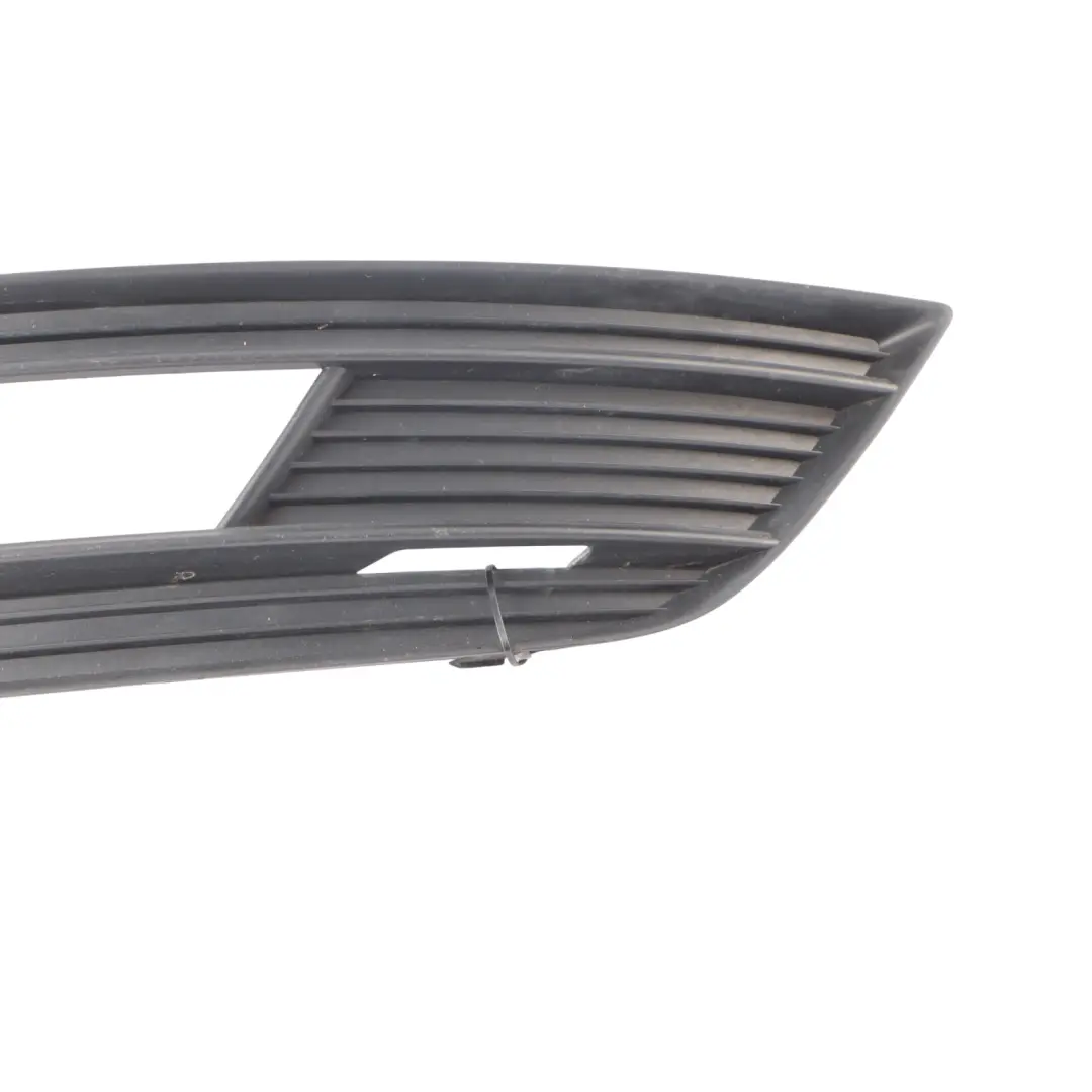 Front Bumper Centre Grille Chrome Right O/S to Audi A4 B8 with Part number 8K0807682K Audi A4 B8 Front Bumper Centre Grille Chrome Right O/S - SKU 8K0807682K - Part number 8K0807682K