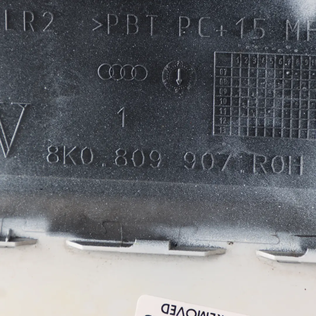 Kraftstoff Tank Klappe Tankdeckel Abdeckung Ibis Weiß - Y9C für Audi A4 B8 mit Teilenummer 8K0809907 Audi A4 B8 Kraftstoff Tank Klappe Tankdeckel Abdeckung Ibis Weiß - Y9C - SKU 8K0809907-IWH - Teilenummer 8K0809907