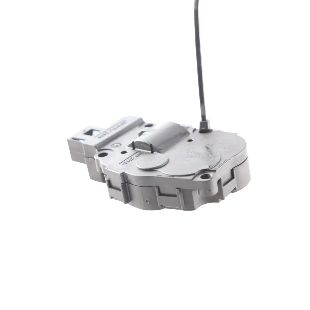 8K Motore Posizionamento Sportello Climatizzatore per Audi A5 S5 8T A4 B8 con numero di parte 8K0820511C Audi A5 S5 8T A4 B8 8K Motore Posizionamento Sportello Climatizzatore - SKU 8K0820511C - Numero di parte 8K0820511C