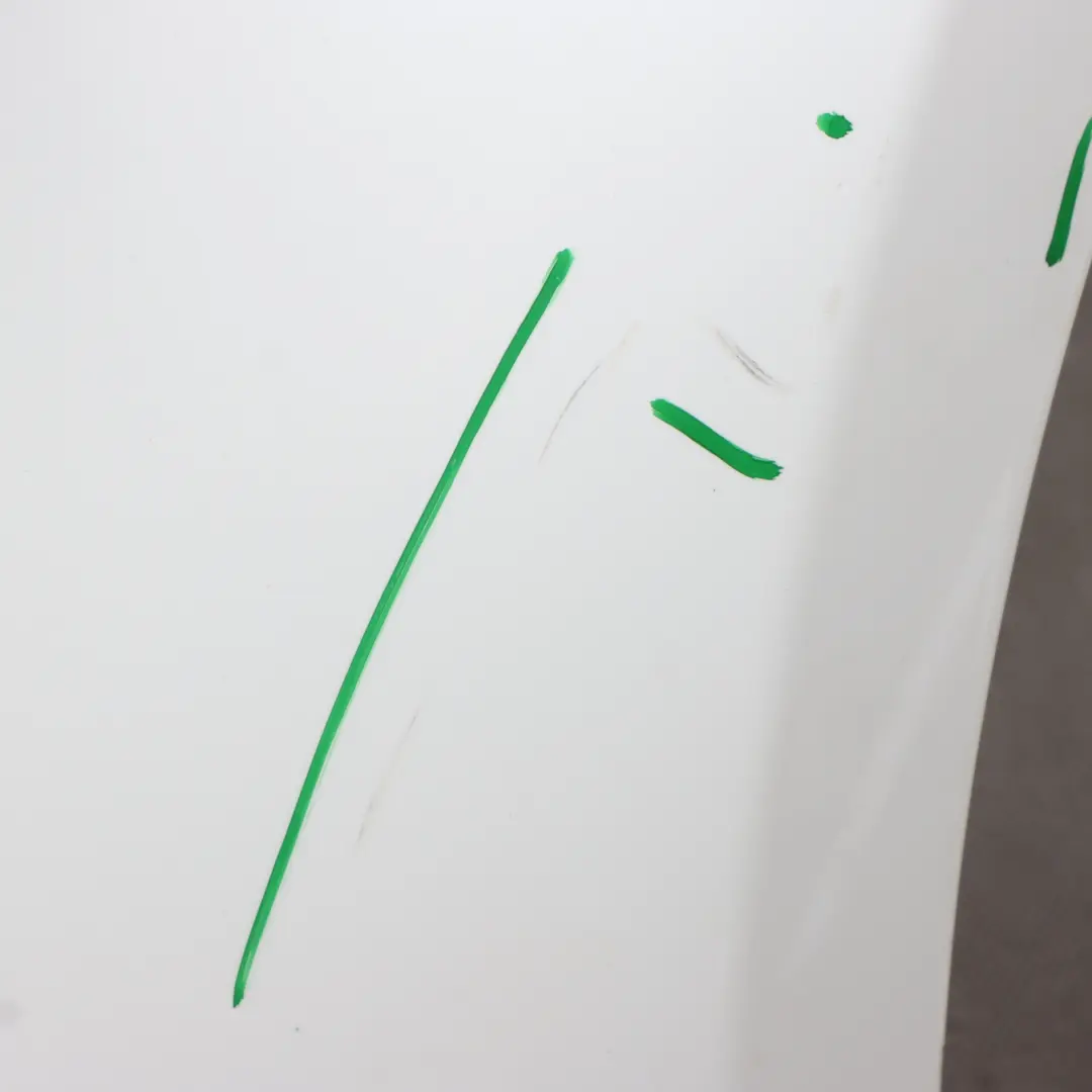 Side Panel Front Left N/S Wing Fender Cover Ibis White - Y9C to Audi A4 B8 with Part number 8K0821105A Audi A4 B8 Side Panel Front Left N/S Wing Fender Cover Ibis White - Y9C - SKU 8K0821105A-IWH - Part number 8K0821105A