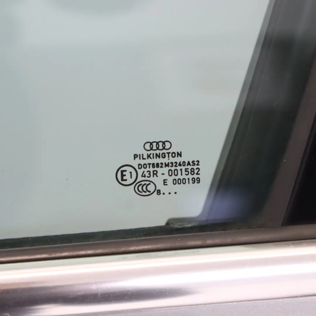 Audi A4 B8 Porte Avant Gauche Quartz Grey Metallic Gris - Y7G - SKU 8K0831051J-QGR - Numéro de pièce 8K0831051J