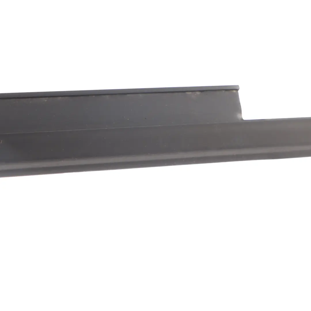 Joint D'étanchéité Porte Arrière Droite Bande Fenêtre pour Audi A4 B8 à propos du numéro de pièce 8K0839478F Audi A4 B8 Joint D'étanchéité Porte Arrière Droite Bande Fenêtre - SKU 8K0839478F - Numéro de pièce 8K0839478F