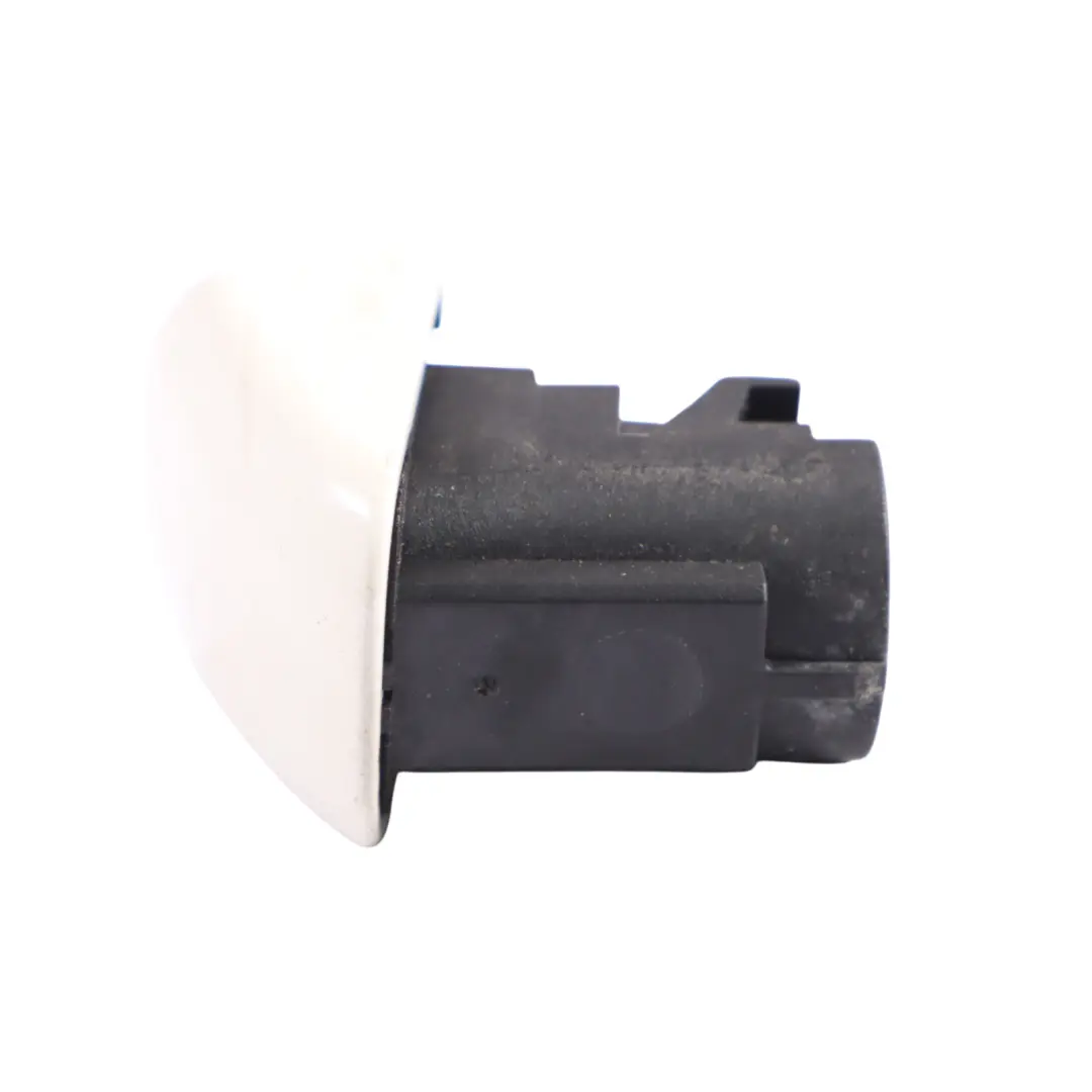 Griff Endkappe Abdeckung Vorne Hinten Beifahrer Amalfi Weiß - Y9K Audi A1 8X - SKU 8K0839879-AWH - Teilenummer 8K0839879