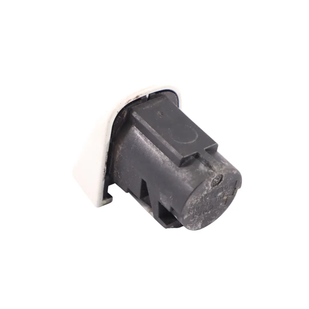 Griff Endkappe Abdeckung Vorne Hinten Beifahrer Amalfi Weiß - Y9K Audi A1 8X - SKU 8K0839879-AWH - Teilenummer 8K0839879