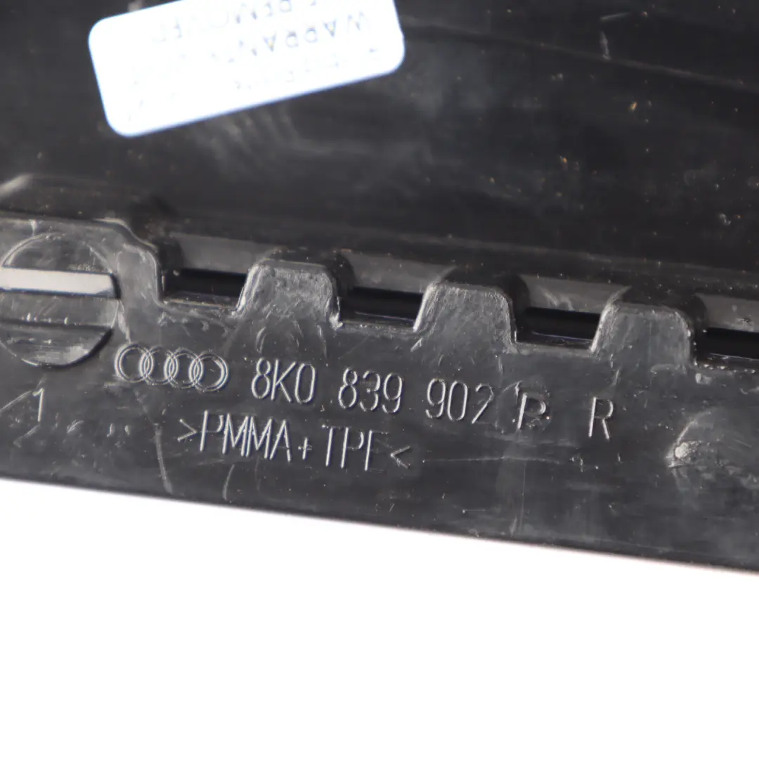 Audi A4 B8 Osłona Nakładka Słupka B Tylnych Drzwi Prawa - SKU 8K0839902P - Numer Części 8K0839902P