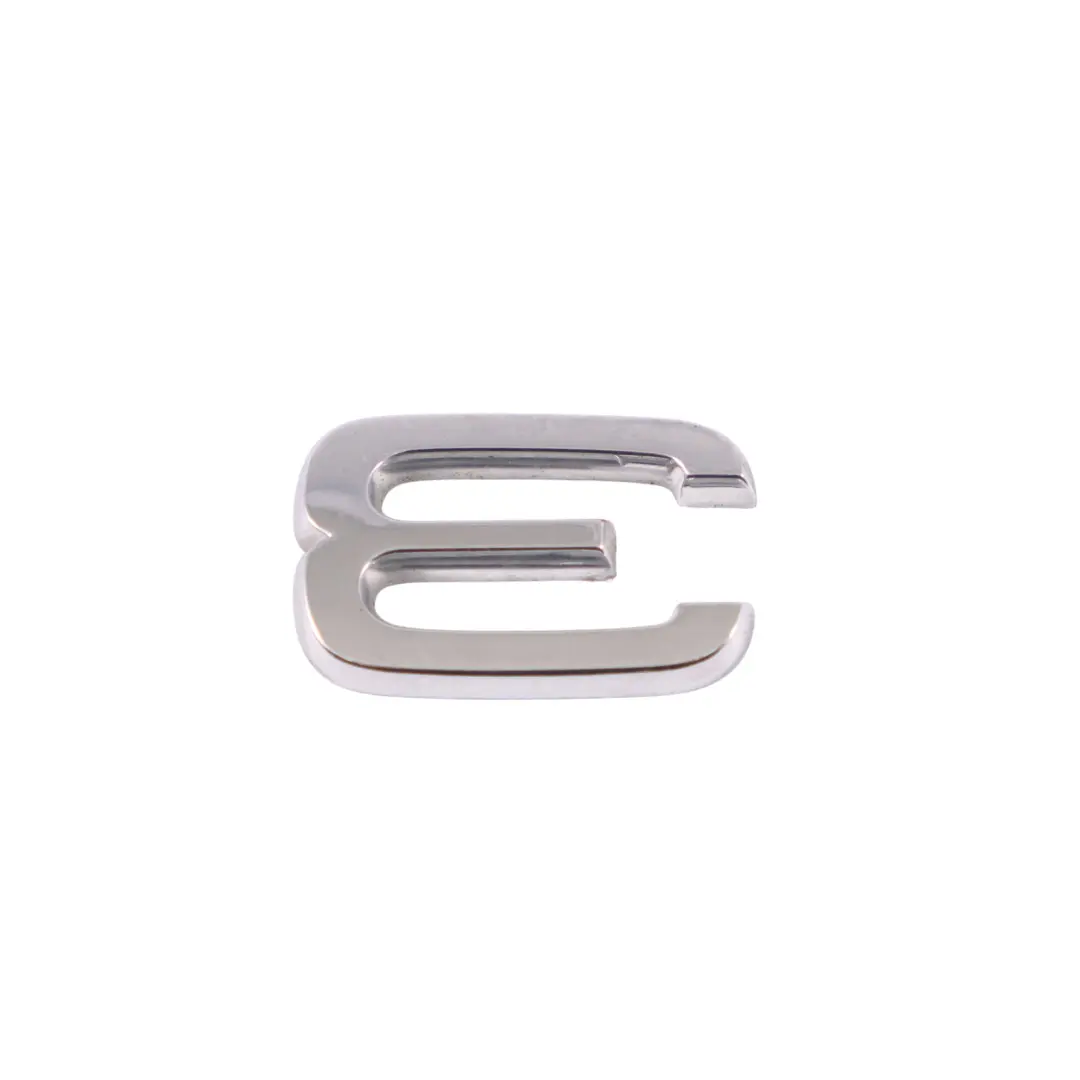 Audi A4 B9 35 TFSI Emblème de couvercle de coffre arrière Chrome - SKU 8K0853744A - Numéro de pièce 8K0853744A