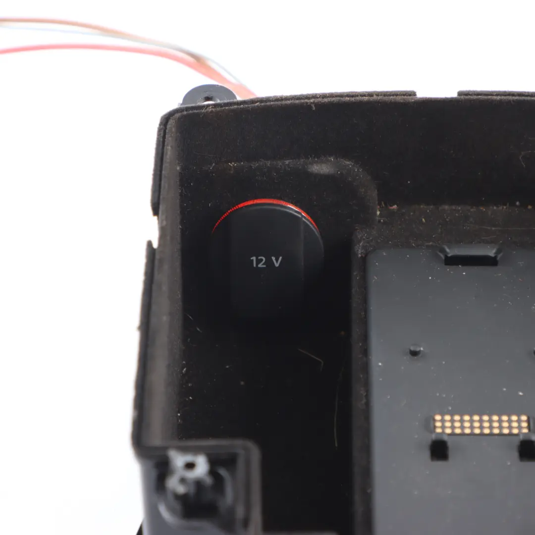 Mittelkonsole Ablage 12V Anschlussbuchse für Audi A4 B8 S5 8T mit Teilenummer 8K0864981F Audi A4 B8 S5 8T Mittelkonsole Ablage 12V Anschlussbuchse - SKU 8K0864981F - Teilenummer 8K0864981F