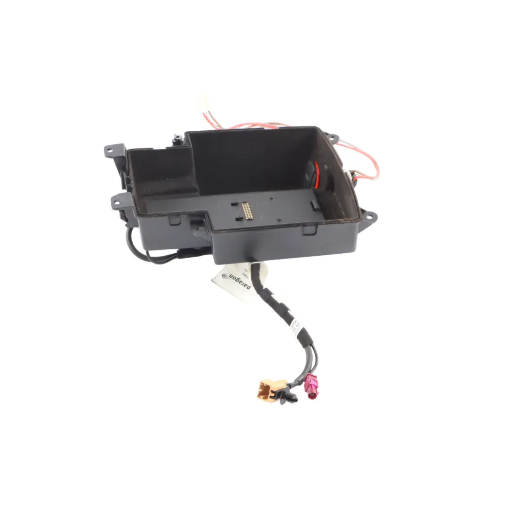 Konsola Środkowa Schowek Półka Gniazdo 12V do Audi A4 B8 S5 8T o numerze 8K0864981F Audi A4 B8 S5 8T Konsola Środkowa Schowek Półka Gniazdo 12V - SKU 8K0864981F - Numer Części 8K0864981F