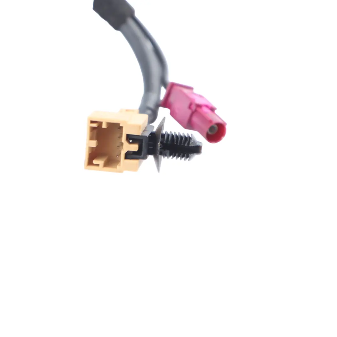 Consola Central 12V Toma De Puerto para Audi A4 B8 S5 8T con número de pieza 8K0864981F Audi A4 B8 S5 8T Consola Central 12V Toma De Puerto - SKU 8K0864981F - Número de pieza 8K0864981F