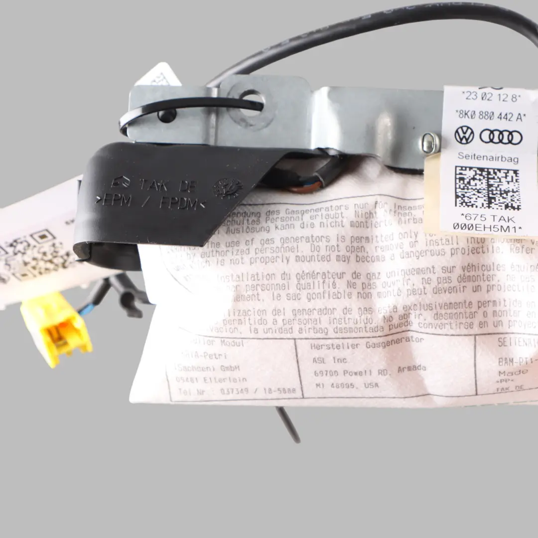Audi A4 B8 Rear Seat Air Module Unit ECU Right O/S Side - SKU 8K0880442A - Part number 8K0880442A