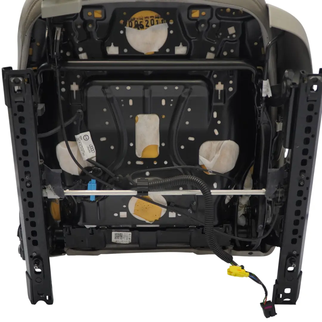 Audi A4 B8 8K Sitz Vorne Links Innenausstattung Stoff Hellgrau - SKU 8K0881805-2 - Teilenummer 8K0881805