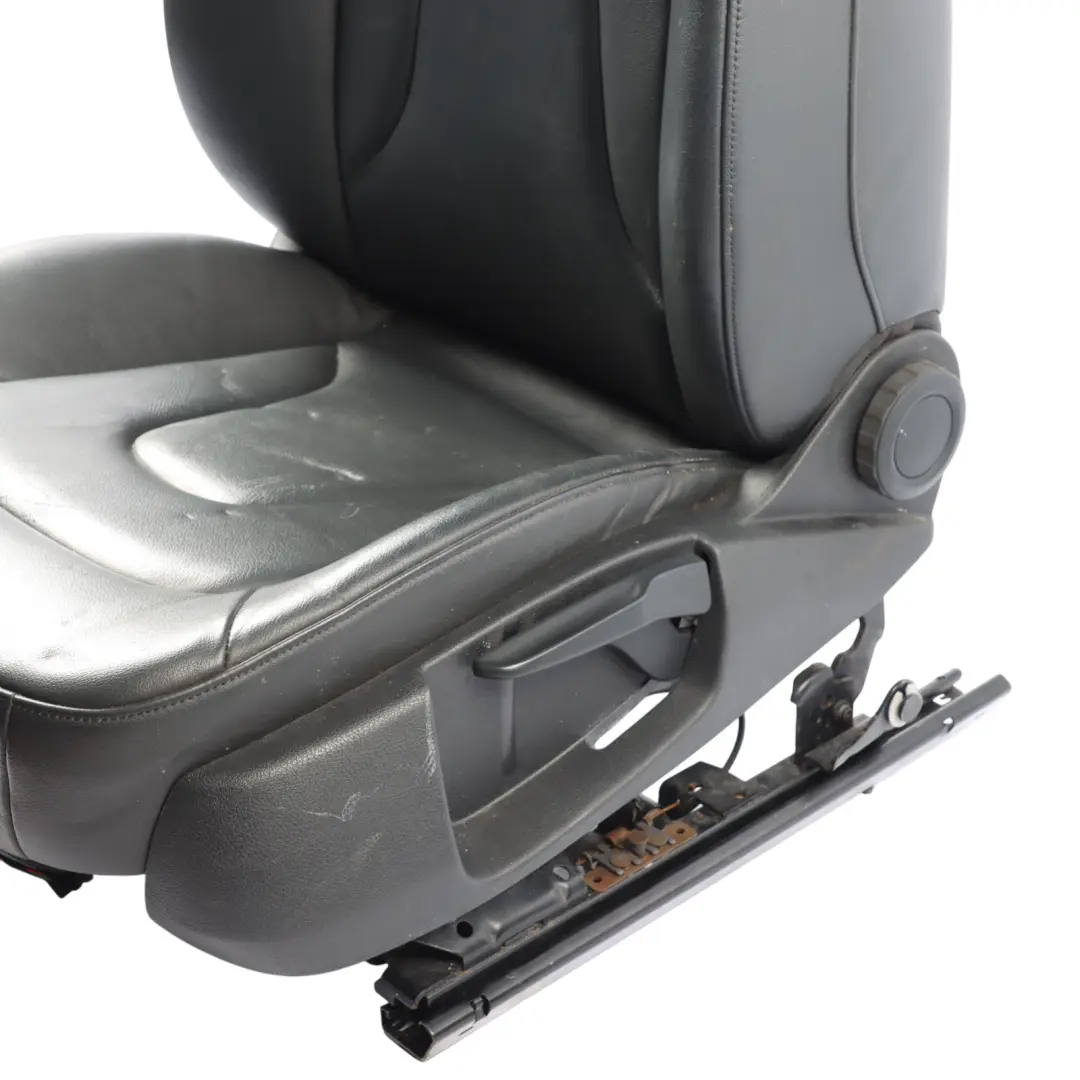 Siège Avant Gauche Intérieur Cuir Noir pour Audi A4 B8 à propos du numéro de pièce 8K0881805C Audi A4 B8 Siège Avant Gauche Intérieur Cuir Noir - SKU 8K0881805C-2 - Numéro de pièce 8K0881805C