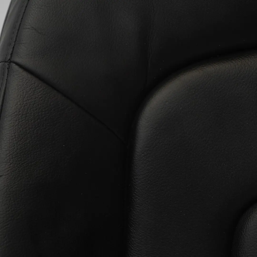 Vordersitz Rückenlehne Rechts Innenausstattung Leder für Audi A4 B8 mit Teilenummer 8K0881806C Audi A4 B8 Vordersitz Rückenlehne Rechts Innenausstattung Leder - SKU 8K0881806C - Teilenummer 8K0881806C