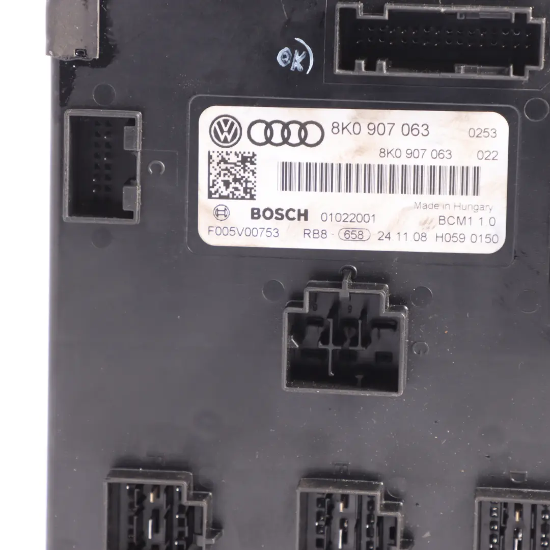 Audi A4 B8 Karosserie Steuer Gerät Basis Modul BCM - SKU 8K0907063 - Teilenummer 8K0907063