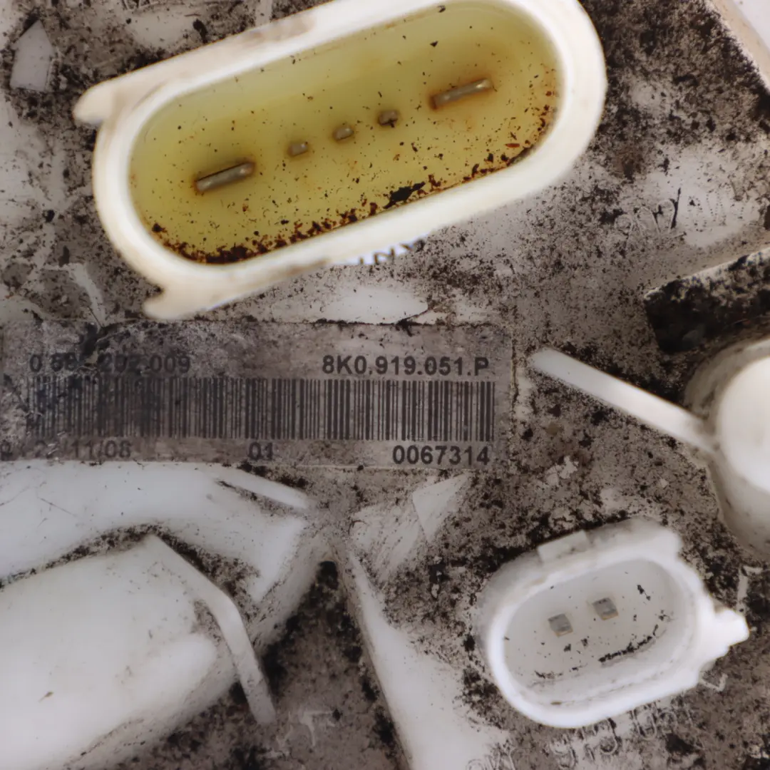 Réservoir Pompe Essence Conteneur Envoi Carburant pour Audi S5 8T 4.2 FSI à propos du numéro de pièce 8K0919051G Audi S5 8T 4.2 FSI Réservoir Pompe Essence Conteneur Envoi Carburant - SKU 8K0919051G - Numéro de pièce 8K0919051G