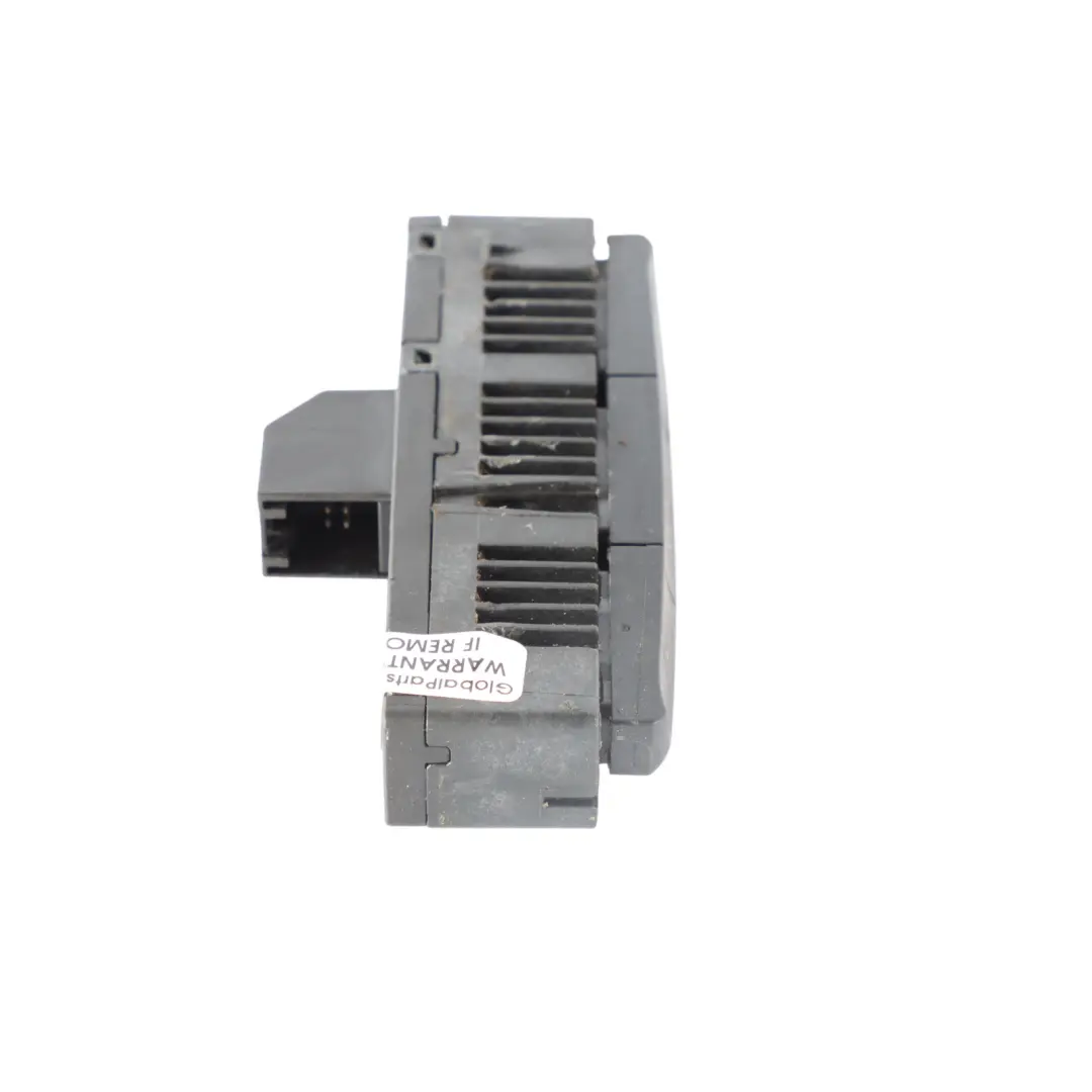 Audi A4 B8 A5 8F Panneau Commande Comutateur ESP PDC Console Centrale - SKU 8K0959673G - Numéro de pièce 8K0959673G