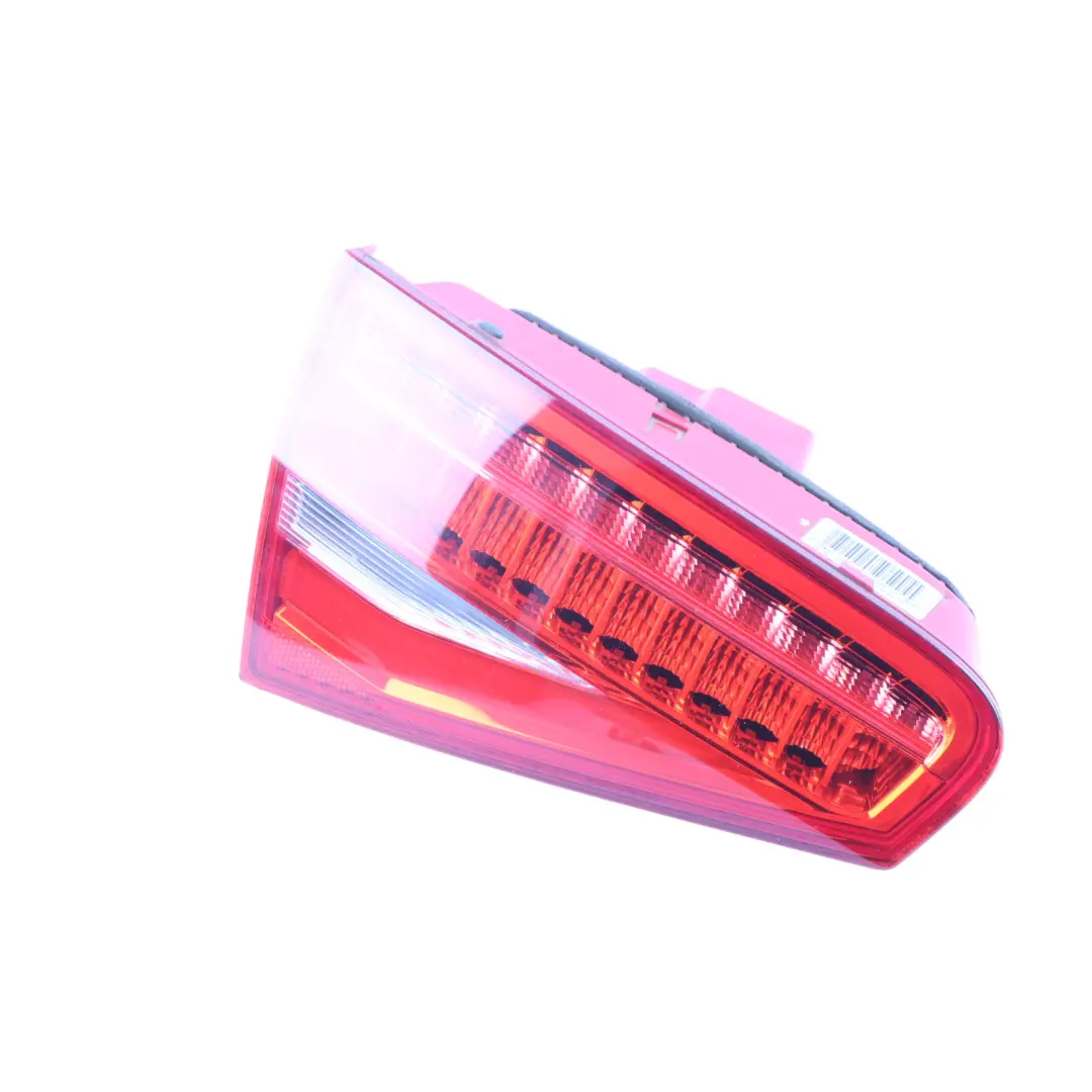 Fanale Posteriore Bagagliaio Interno Coperchio Sinistro per Audi A4 B8 con numero di parte 8K5945093AC Audi A4 B8 Fanale Posteriore Bagagliaio Interno Coperchio Sinistro - SKU 8K5945093AC - Numero di parte 8K5945093AC