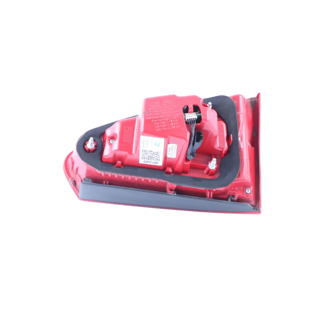 Fanale Posteriore Bagagliaio Interno Coperchio Sinistro per Audi A4 B8 con numero di parte 8K5945093AC Audi A4 B8 Fanale Posteriore Bagagliaio Interno Coperchio Sinistro - SKU 8K5945093AC - Numero di parte 8K5945093AC