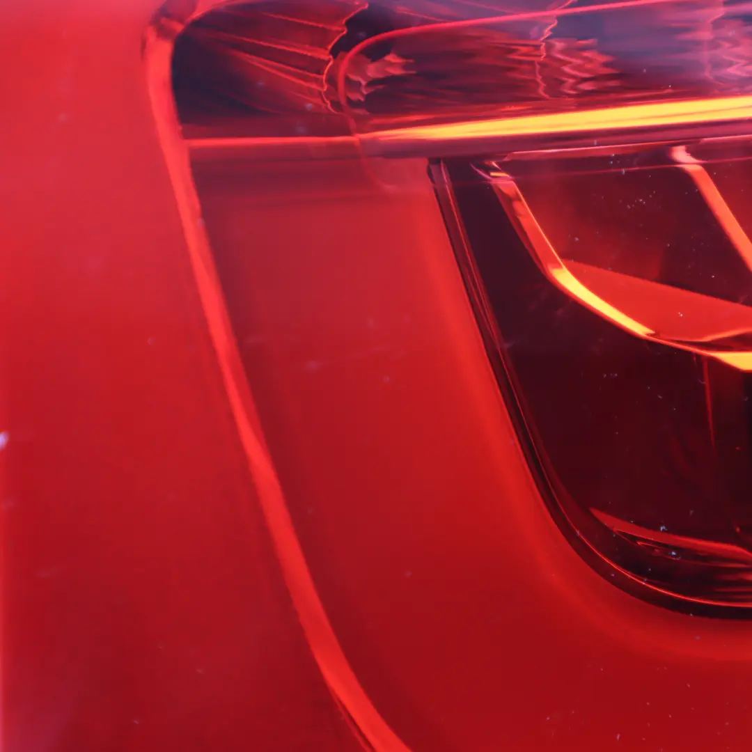 Rücklicht Lampe Kotflügel Außen LED Links Audi A4 B8 - SKU 8K5945095AC - Teilenummer 8K5945095AC