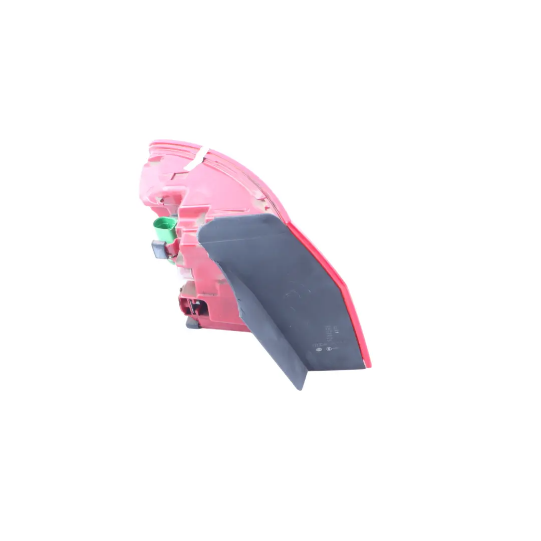 Fanale Posteriore Parafango Esterno LED Destra per Audi A4 B8 con numero di parte 8K5945096AC Audi A4 B8 Fanale Posteriore Parafango Esterno LED Destra - SKU 8K5945096AC - Numero di parte 8K5945096AC