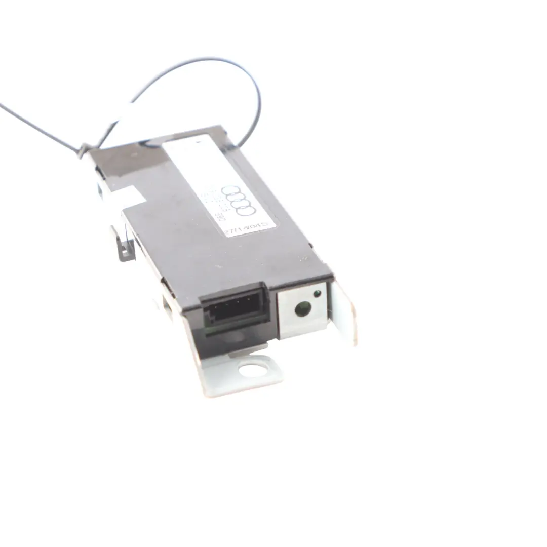 Audi RS4 B8 Radio Wzmacniacz Antenowy AM/FM - SKU 8K9035225 - Numer Części 8K9035225
