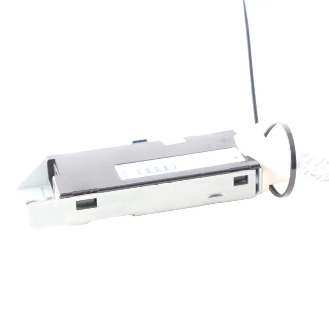 Amplificador de antena de radio AM/FM para para Audi RS4 B8 con número de pieza 8K9035225 Audi RS4 B8 Amplificador de antena de radio AM/FM para - SKU 8K9035225 - Número de pieza 8K9035225