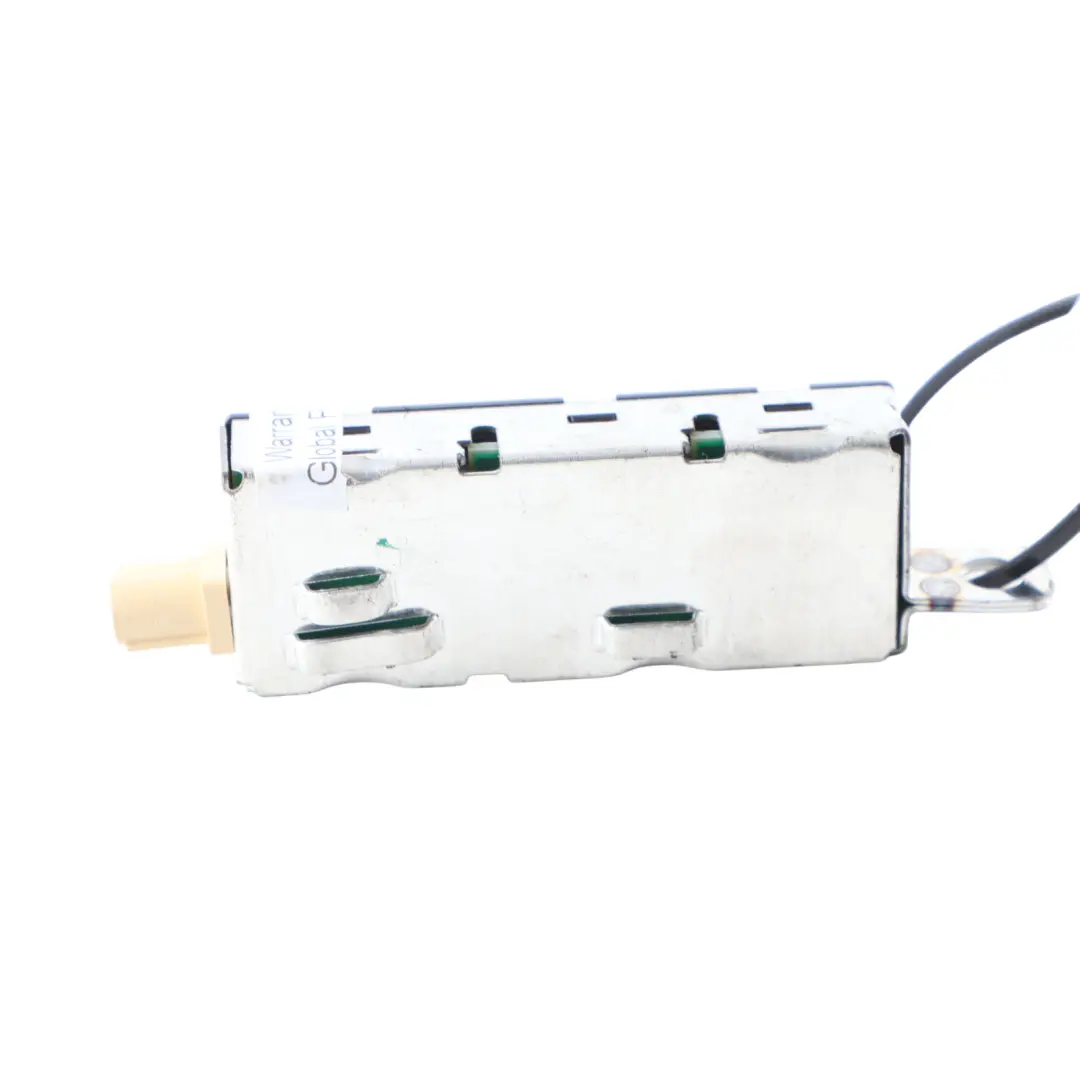  Amplificador De Antena Audi A4 S4 B8 Antena De Radio AM/FM - SKU 8K9035225A - Número de pieza 8K9035225A
