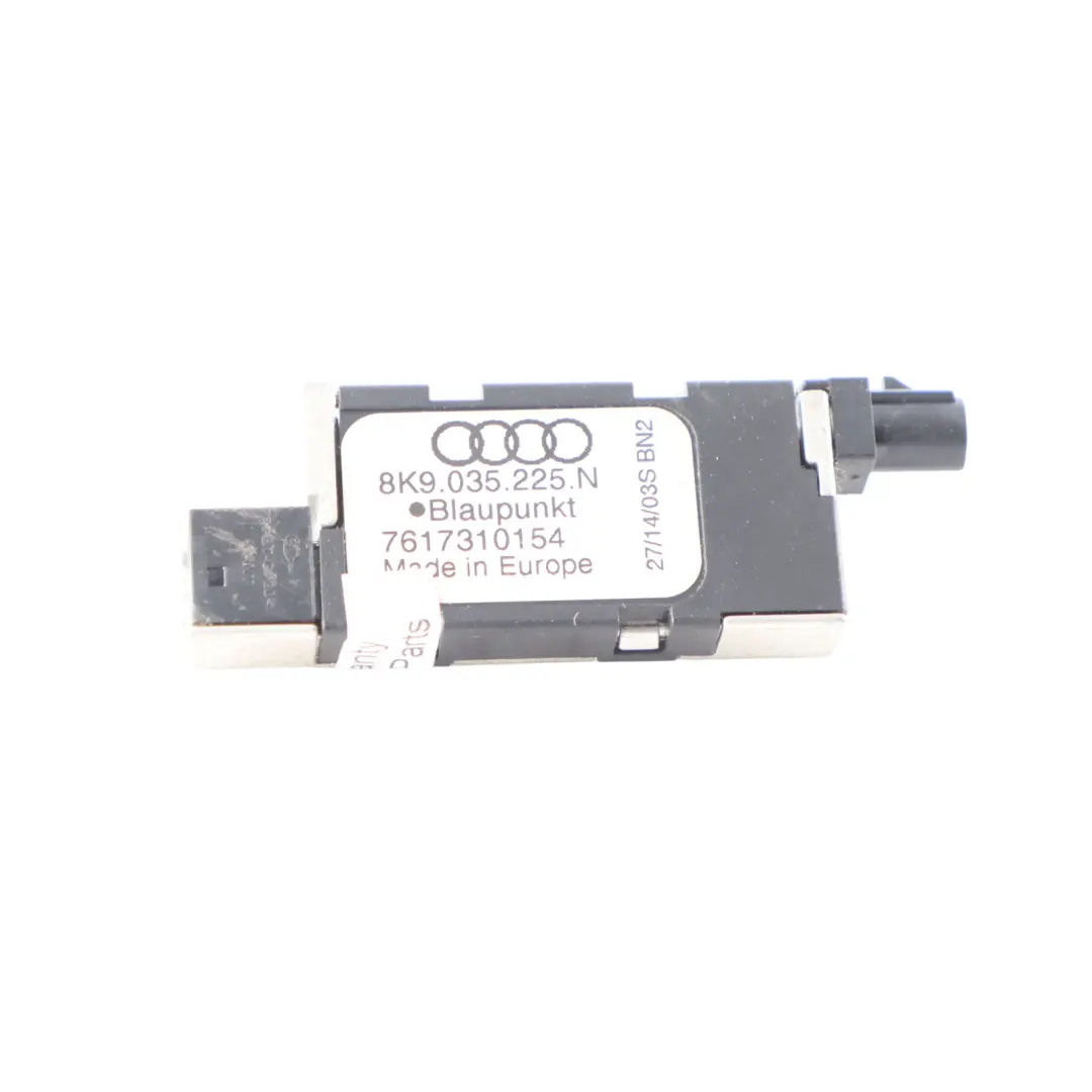 Modulo Amplificatore Antenna Diversity per Audi RS4 B8 con numero di parte 8K9035225N Audi RS4 B8 Modulo Amplificatore Antenna Diversity - SKU 8K9035225N - Numero di parte 8K9035225N
