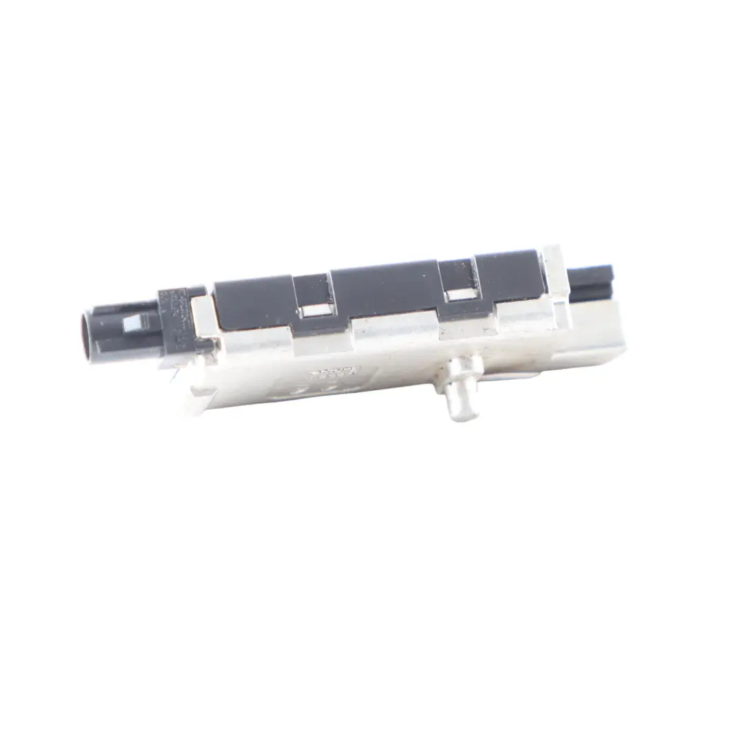 Audi RS4 B8 Wzmacniacz Anteny Antenowy - SKU 8K9035225N - Numer Części 8K9035225N