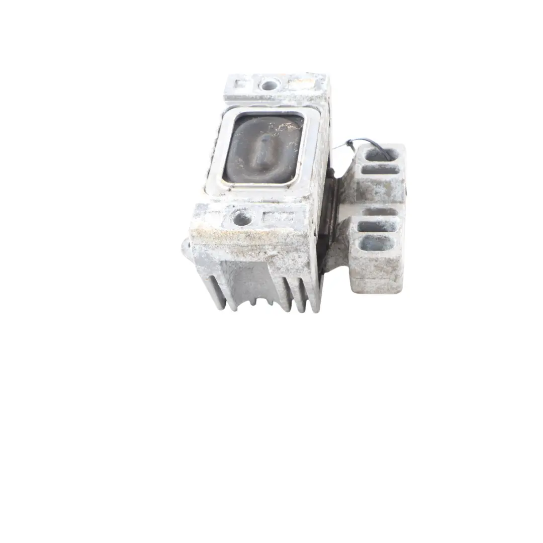 8N 1.8 T AUM Support Supérieur Gauche Boîte Vitesses Essence pour Audi TT à propos du numéro de pièce 8N0199555C Audi TT 8N 1.8 T AUM Support Supérieur Gauche Boîte Vitesses Essence - SKU 8N0199555C - Numéro de pièce 8N0199555C